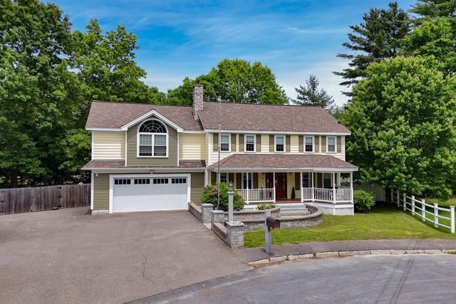 8 Ferncroft Drive, Nashua, NH 03063