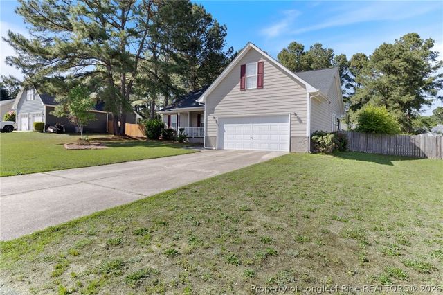 105 Winterfield Drive, Raeford, NC 28376