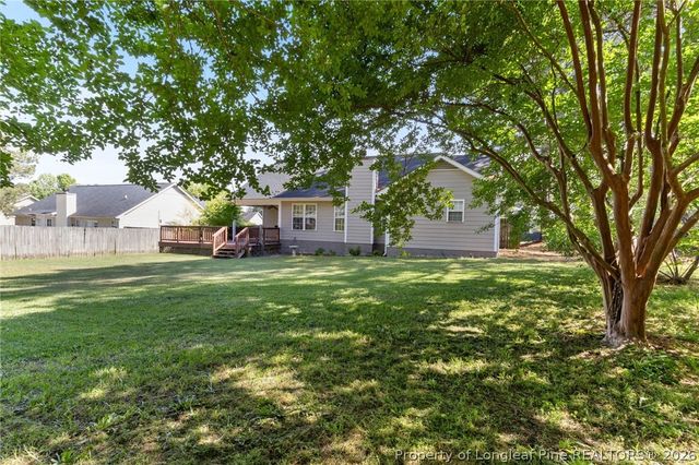105 Winterfield Drive, Raeford, NC 28376