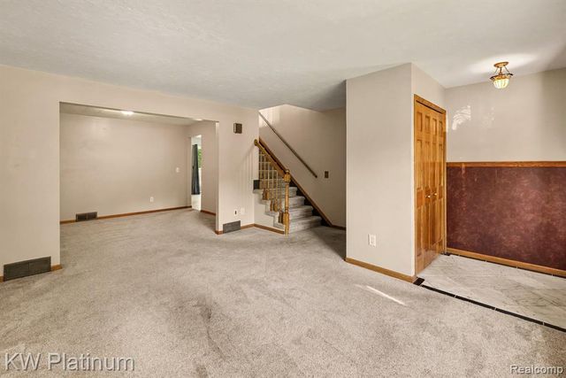 33704 Roselawn Street, Chesterfield, MI 48047