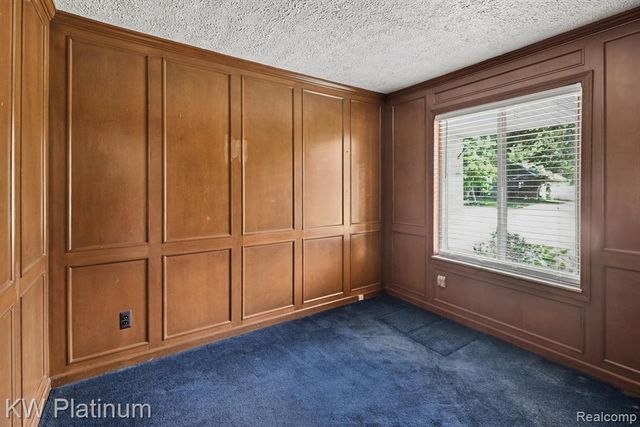 33704 Roselawn Street, Chesterfield, MI 48047