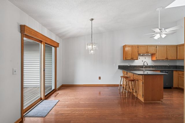 4238 Boulder Ridge Point, Eagan, MN 55122