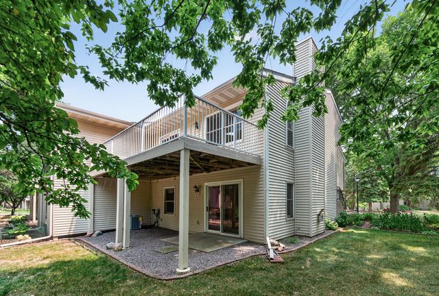 4238 Boulder Ridge Point, Eagan, MN 55122
