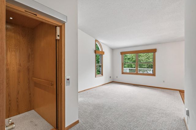 4238 Boulder Ridge Point, Eagan, MN 55122