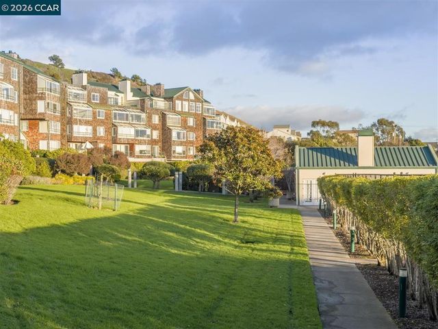 1300 Quarry Ct 412, Richmond, CA 94801