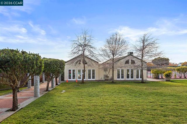 1300 Quarry Ct 412, Richmond, CA 94801