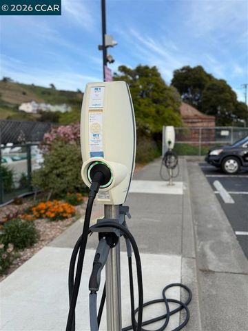 1300 Quarry Ct 412, Richmond, CA 94801