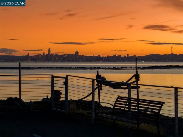 1300 Quarry Ct 412, Richmond, CA 94801