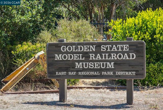 1300 Quarry Ct 412, Richmond, CA 94801