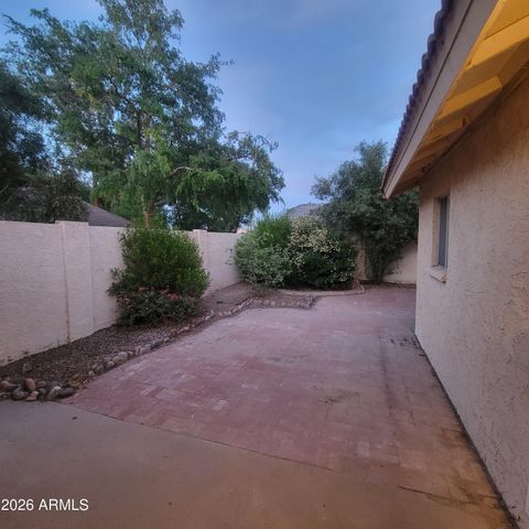 5605 S SPINNAKER Road, Tempe, AZ 85283