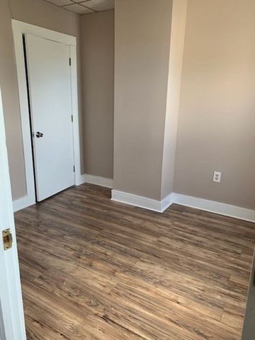 93 South Broadway St 5, Lawrence, MA 01843