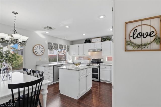 1028 Spring Pond Court, Henderson, NV 89002