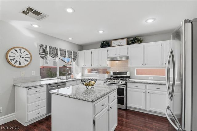 1028 Spring Pond Court, Henderson, NV 89002