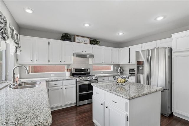 1028 Spring Pond Court, Henderson, NV 89002