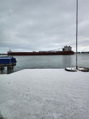 304 N Market Street, Update, MI 48039