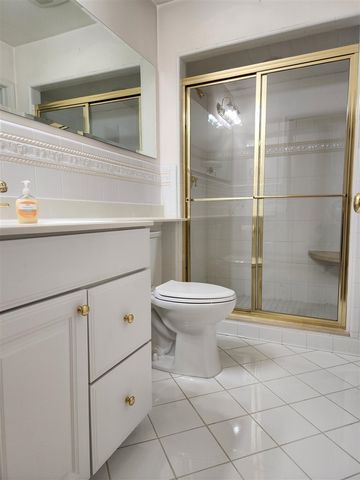 304 N Market Street, Update, MI 48039