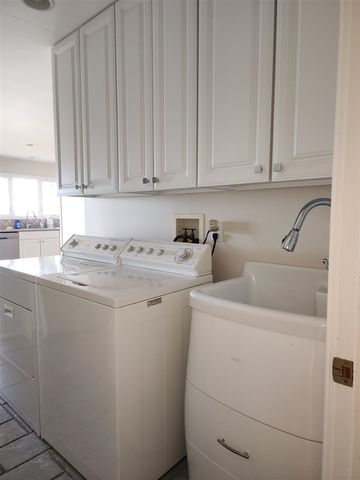 304 N Market Street, Update, MI 48039