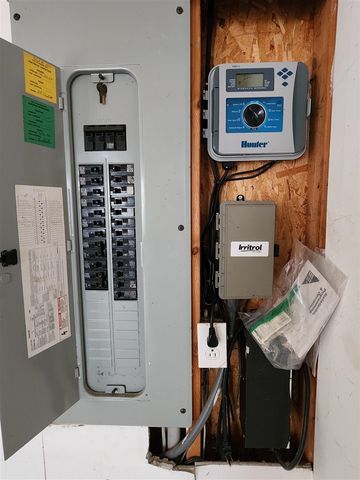 304 N Market Street, Update, MI 48039