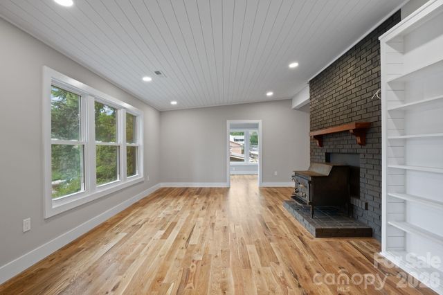65 Dogwood Grove, Asheville, NC 28805