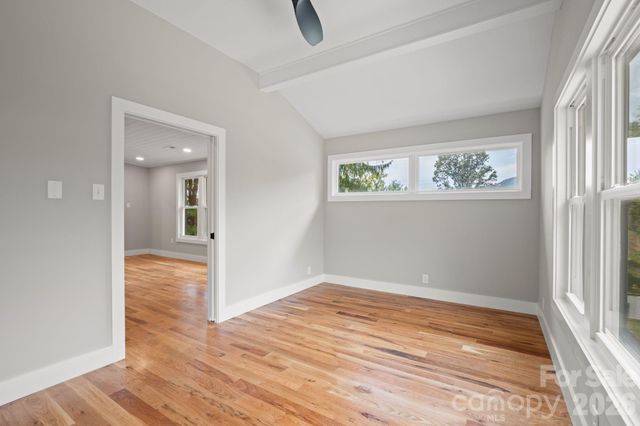 65 Dogwood Grove, Asheville, NC 28805