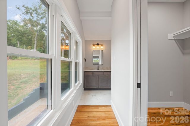 65 Dogwood Grove, Asheville, NC 28805