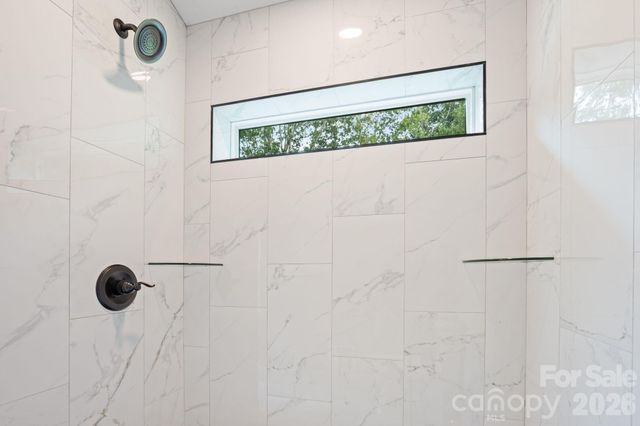 65 Dogwood Grove, Asheville, NC 28805
