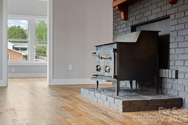 65 Dogwood Grove, Asheville, NC 28805