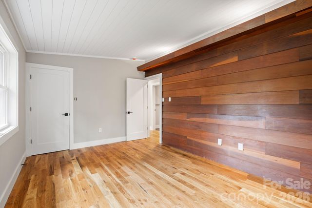 65 Dogwood Grove, Asheville, NC 28805