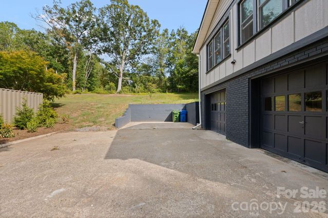 65 Dogwood Grove, Asheville, NC 28805