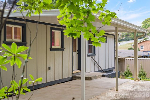 65 Dogwood Grove, Asheville, NC 28805
