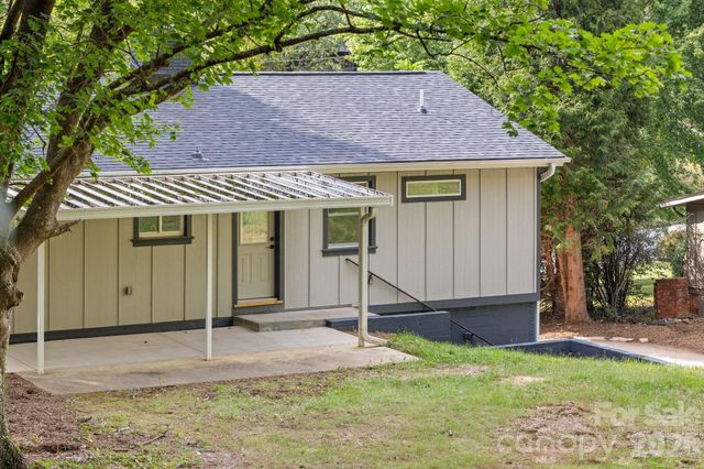65 Dogwood Grove, Asheville, NC 28805