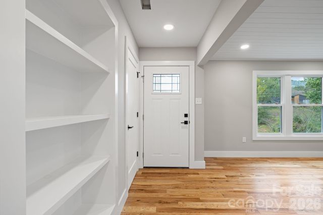 65 Dogwood Grove, Asheville, NC 28805