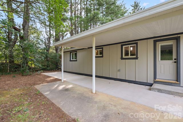 65 Dogwood Grove, Asheville, NC 28805