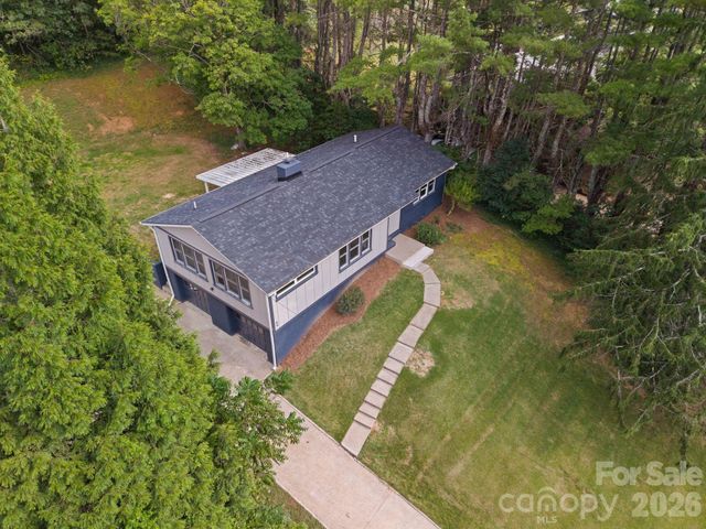 65 Dogwood Grove, Asheville, NC 28805