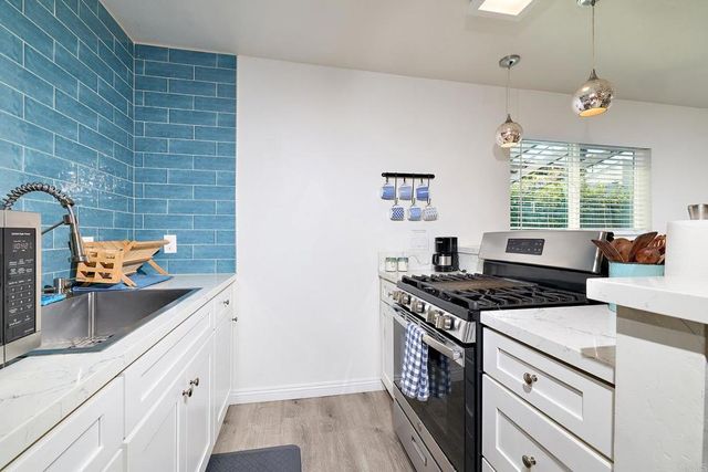 712 S Myers Street, Oceanside, CA 92054