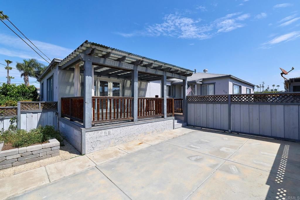 712 S Myers Street, Oceanside, CA 92054