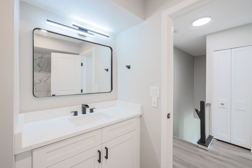 810 Gloucester Drive 126, Elk Grove Village, IL 60007 — photo 4