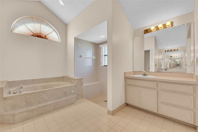 508 BROKENSHIRE DRIVE, Debary, FL 32713