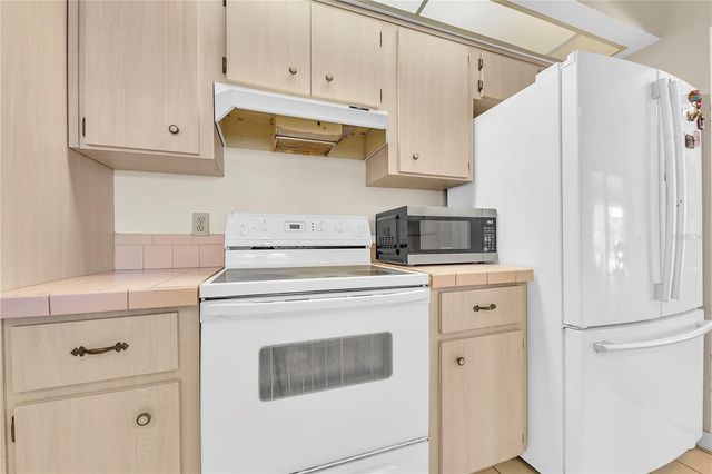 508 BROKENSHIRE DRIVE, Debary, FL 32713