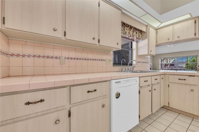 508 BROKENSHIRE DRIVE, Debary, FL 32713