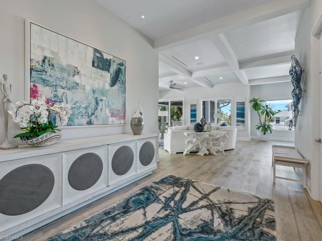 296 Seabreeze DR, Marco Island, FL 34145