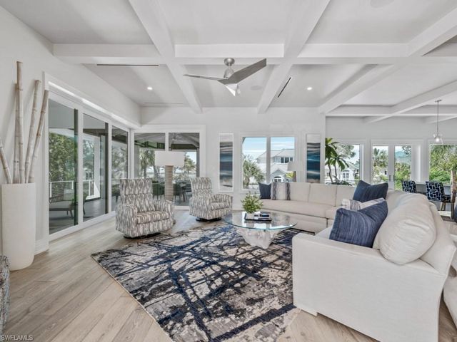 296 Seabreeze DR, Marco Island, FL 34145