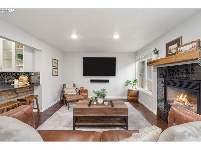 1659 OAK St, Lake Oswego, OR 97034