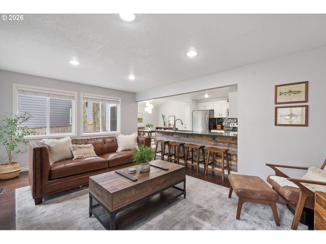 1659 OAK St, Lake Oswego, OR 97034