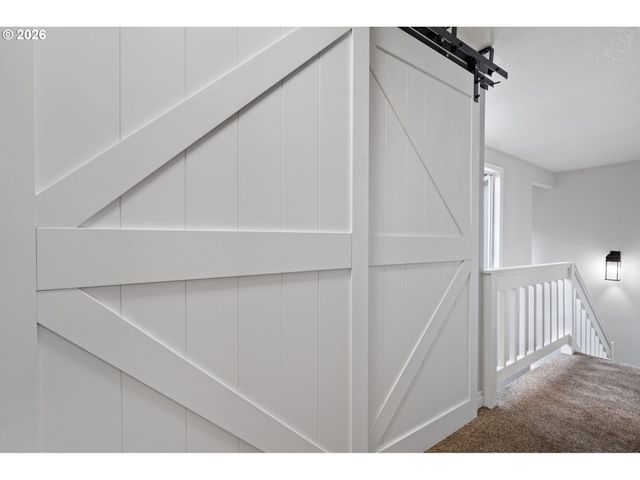 1659 OAK St, Lake Oswego, OR 97034