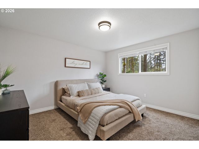 1659 OAK St, Lake Oswego, OR 97034