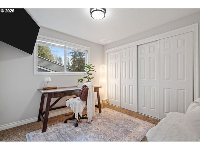 1659 OAK St, Lake Oswego, OR 97034