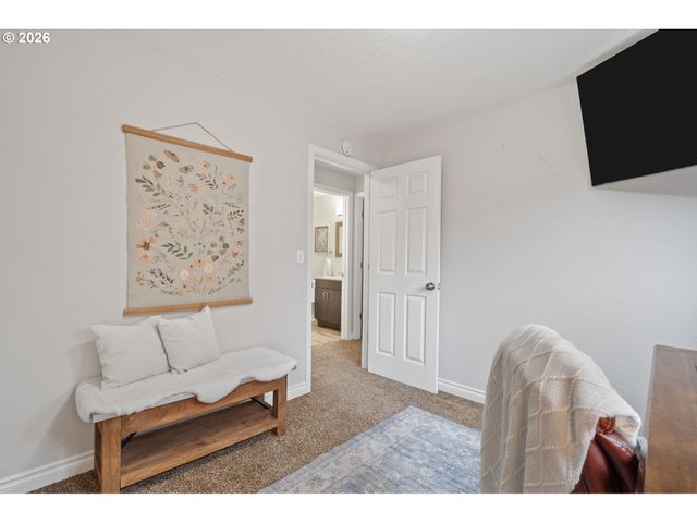 1659 OAK St, Lake Oswego, OR 97034