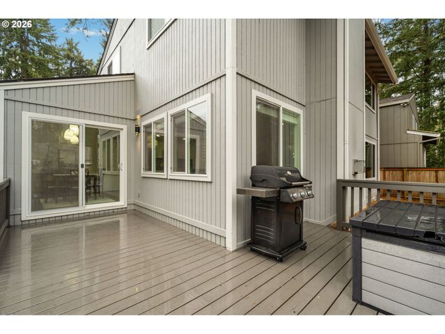 1659 OAK St, Lake Oswego, OR 97034