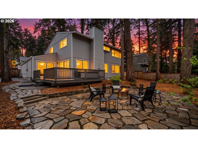 1659 OAK St, Lake Oswego, OR 97034